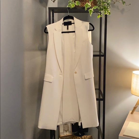 BCBG MAXAZARIA WHITE VEST - Picture 1 of 3